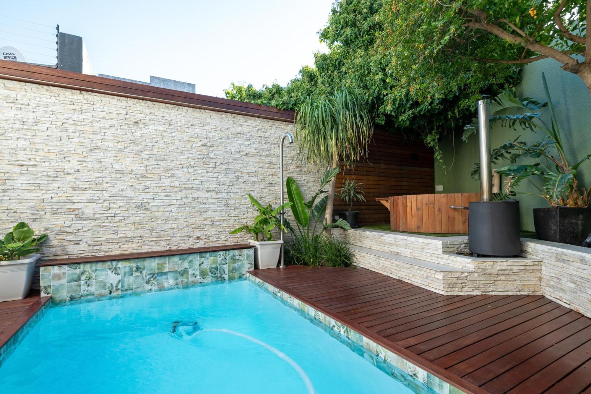 The Lookout - Panoramic 4 Bedroom House With Free Wifi And Pool * Le Cap