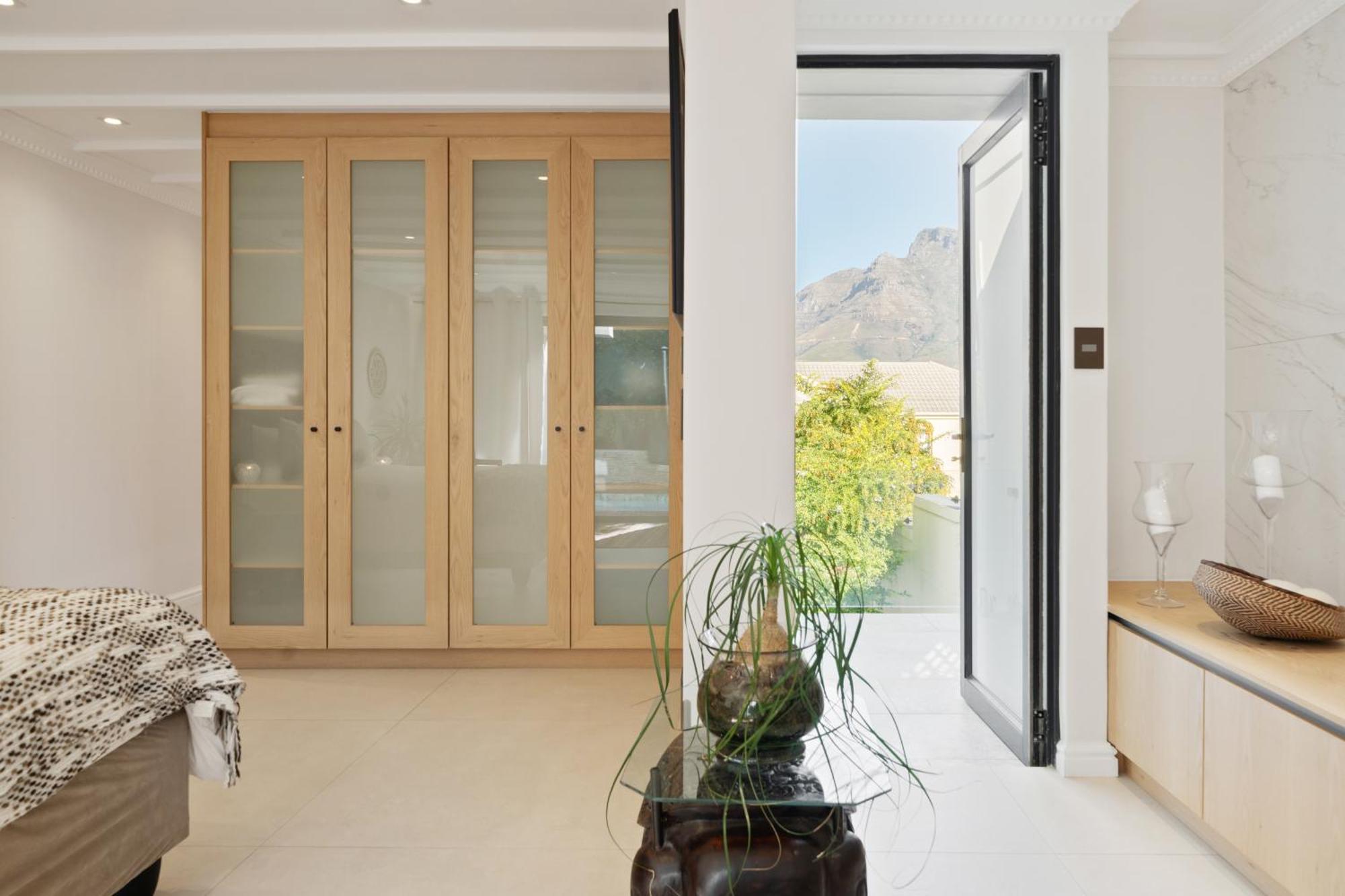 Villa The Lookout - Panoramic 4 Bedroom House With Free Wifi And Pool